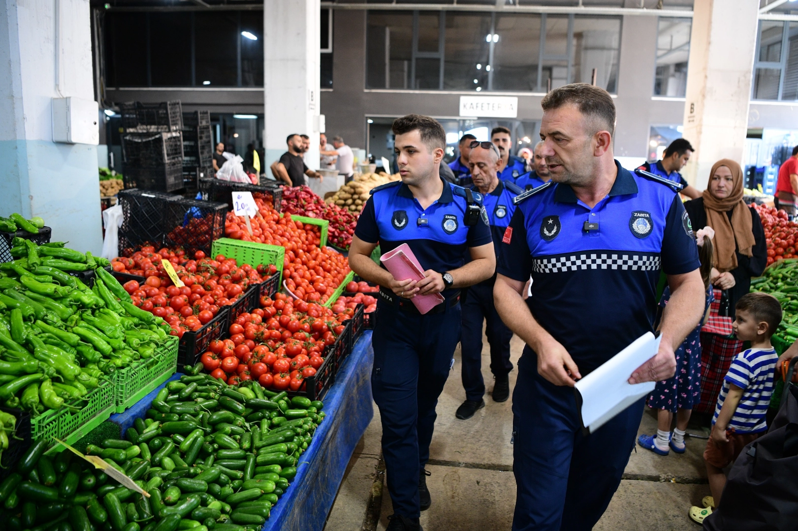 Kocaeli &Ccedil;ayırova Zabıtası&rsquo;ndan pazar denetimi
