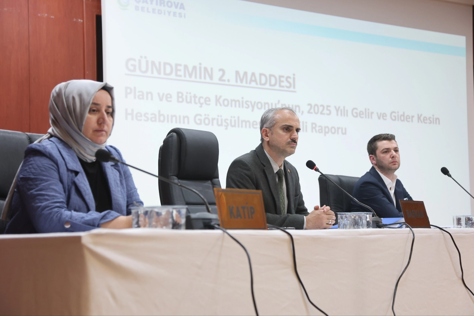 &Ccedil;ayırova Meclisi'nde kesin hesap karara bağlandı