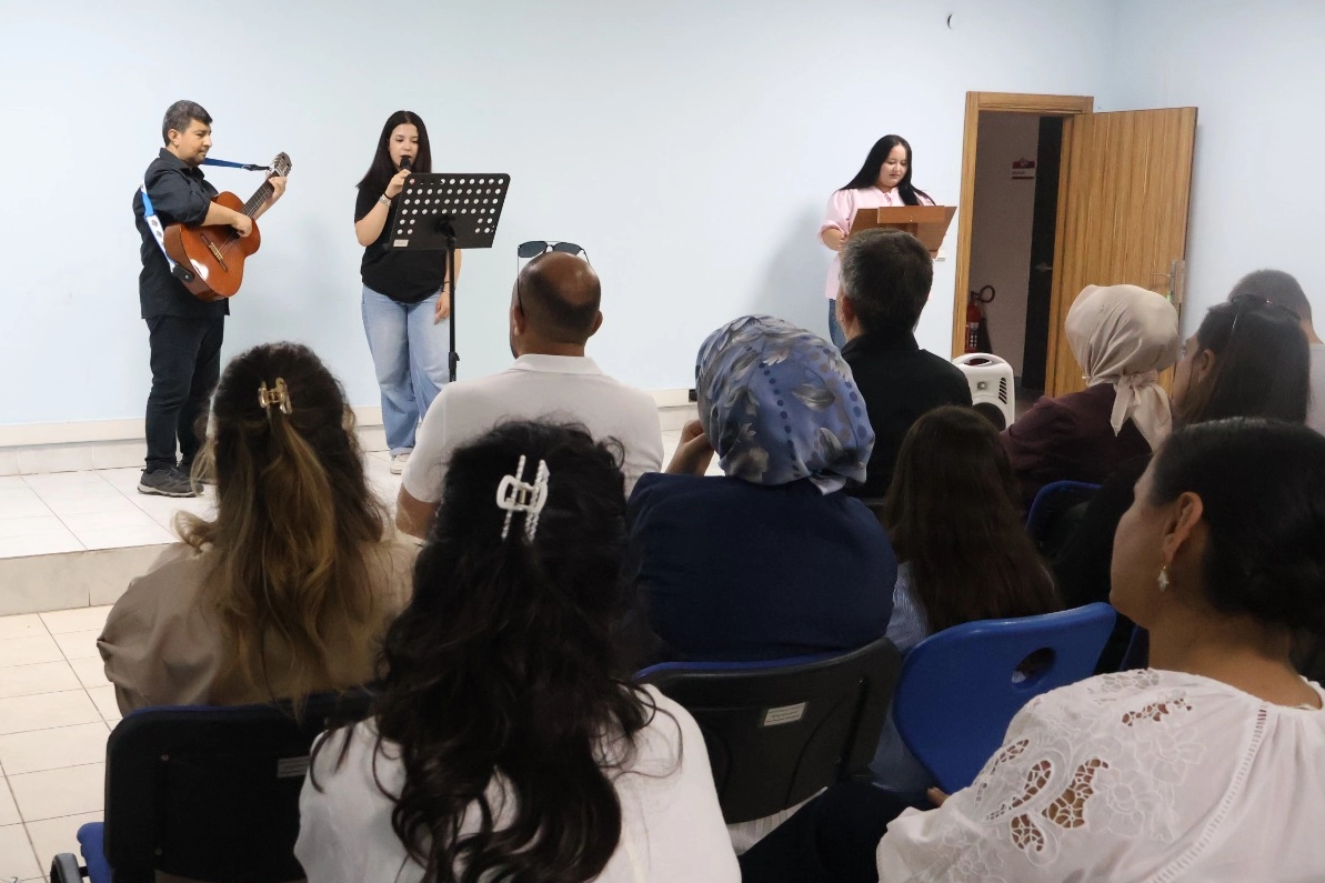 Kocaeli Beyaz Kalpler&rsquo;de mezuniyet heyecanı