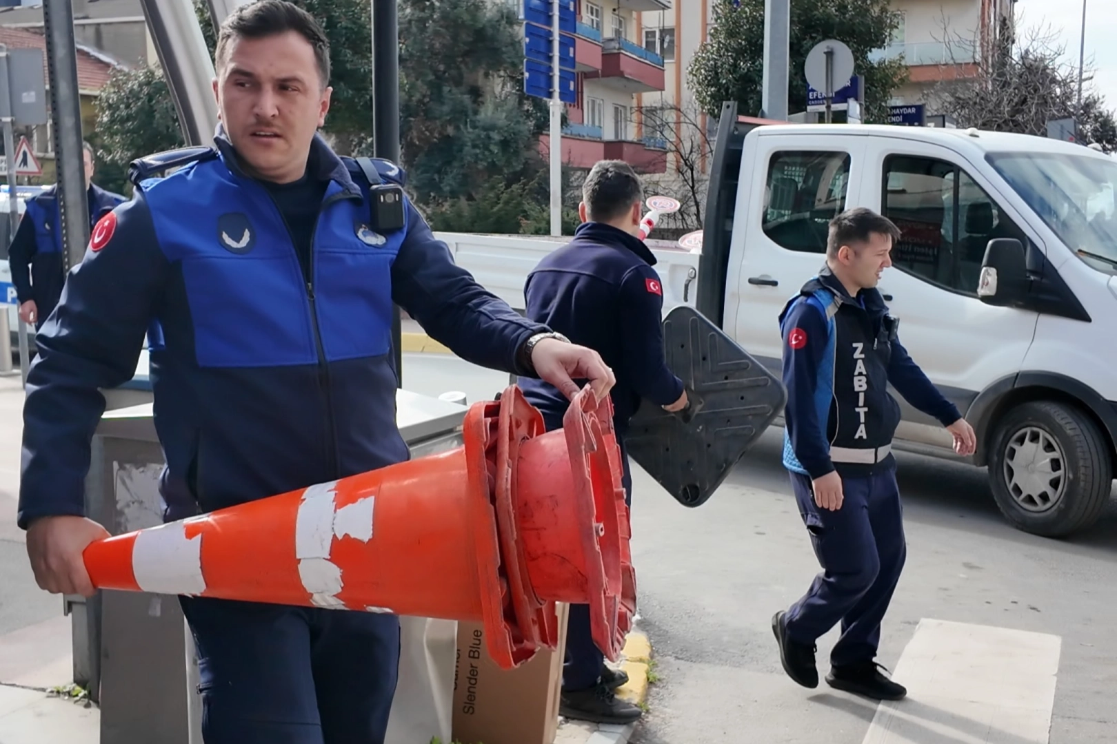  &Ccedil;ayırova Zabıtası denetimleri sıklaştırdı