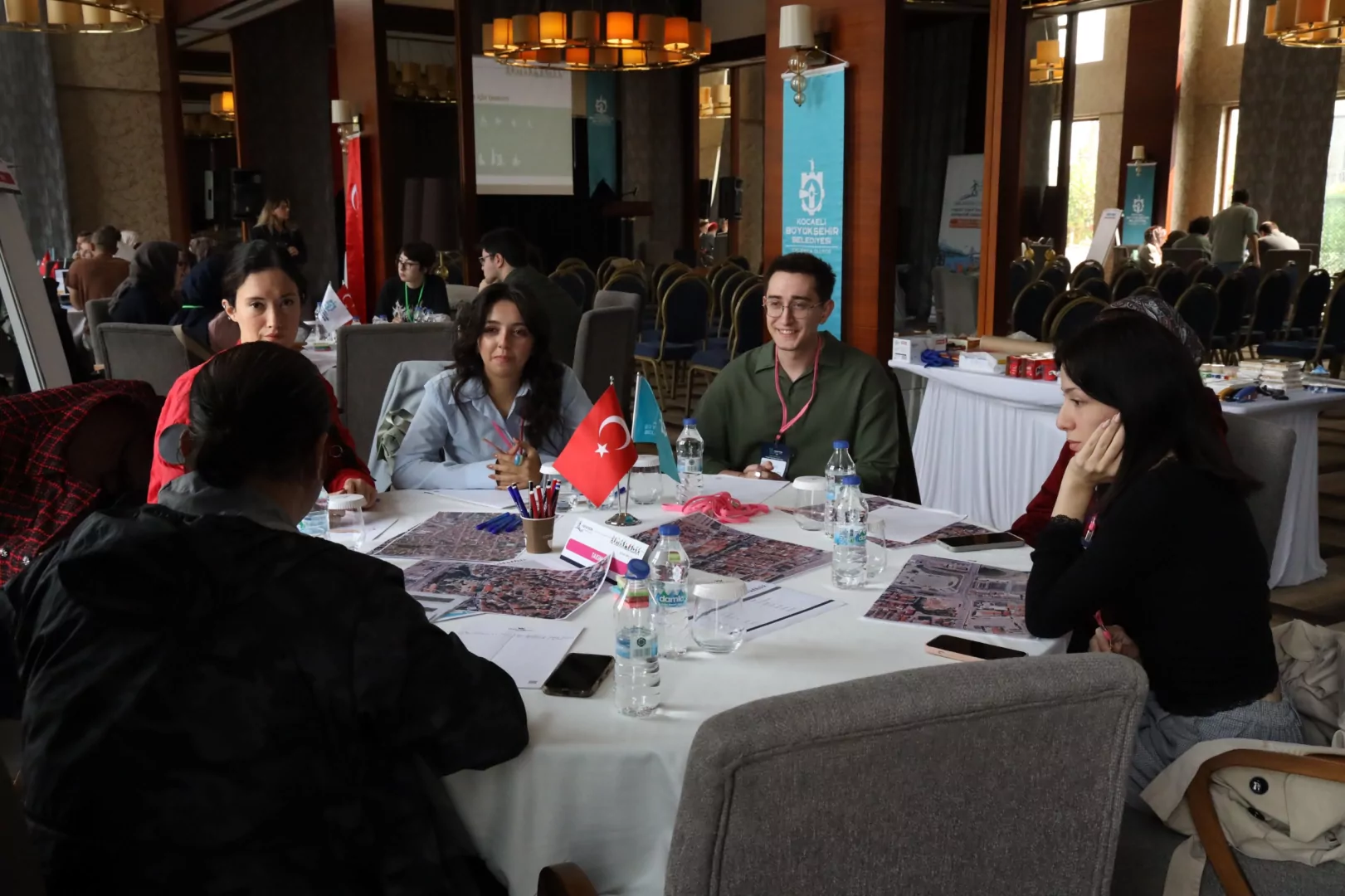 Kocaeli&rsquo;nin yaya geleceği i&ccedil;in fikirler yarıştı... Yaya dostu Kocaeli