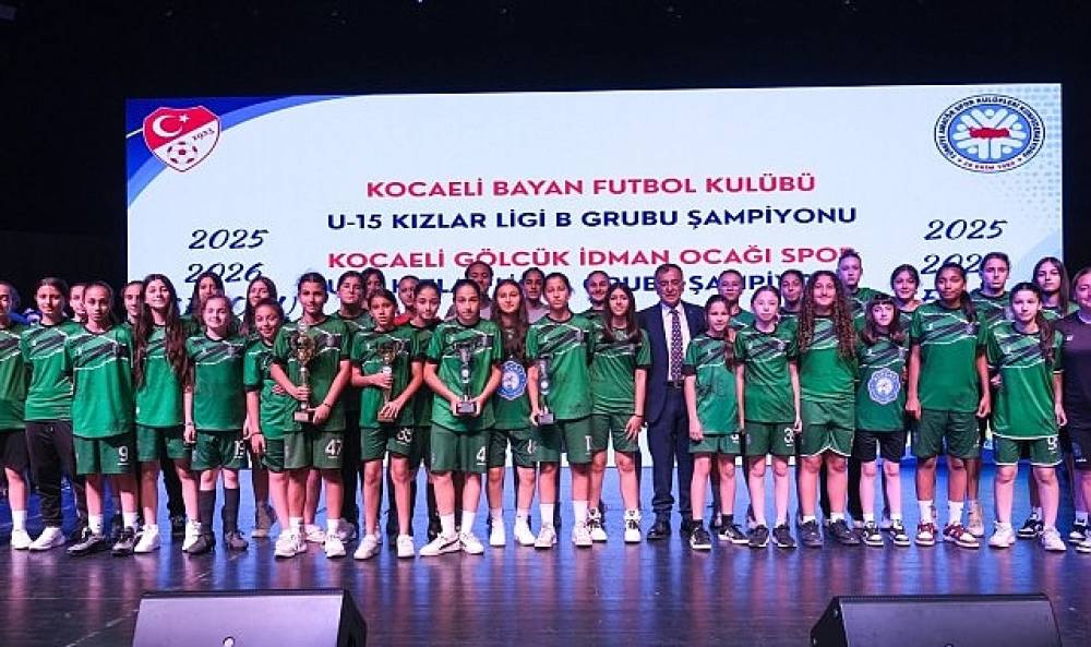 B&uuml;y&uuml;kakın: &ldquo;7 yılda amat&ouml;r spora 425 milyon lirayı aşan destekte bulunduk"