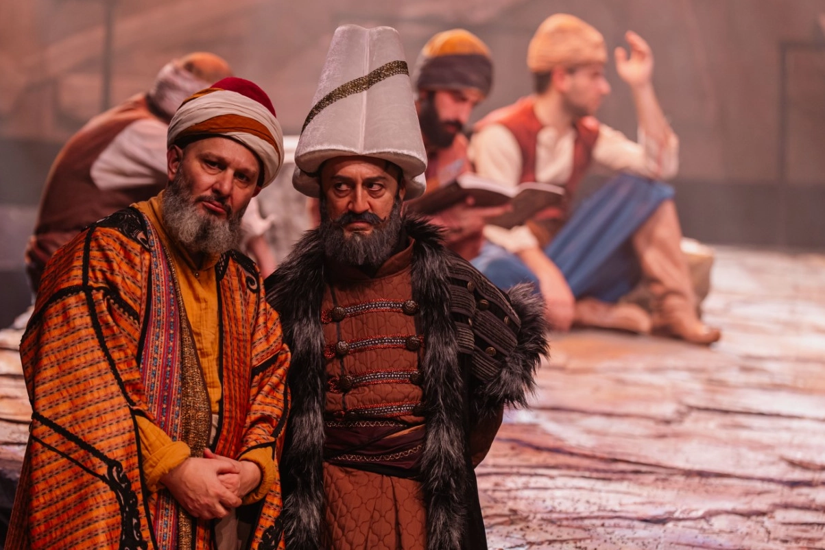 Kocaeli Şehir Tiyatroları, &ldquo;Sinan&rdquo; adlı oyunun pr&ouml;miyerini yaptı