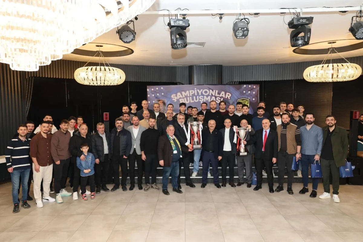 BAŞKAN B&Uuml;Y&Uuml;KG&Ouml;Z ŞAMPİYONLARI AĞIRLADI