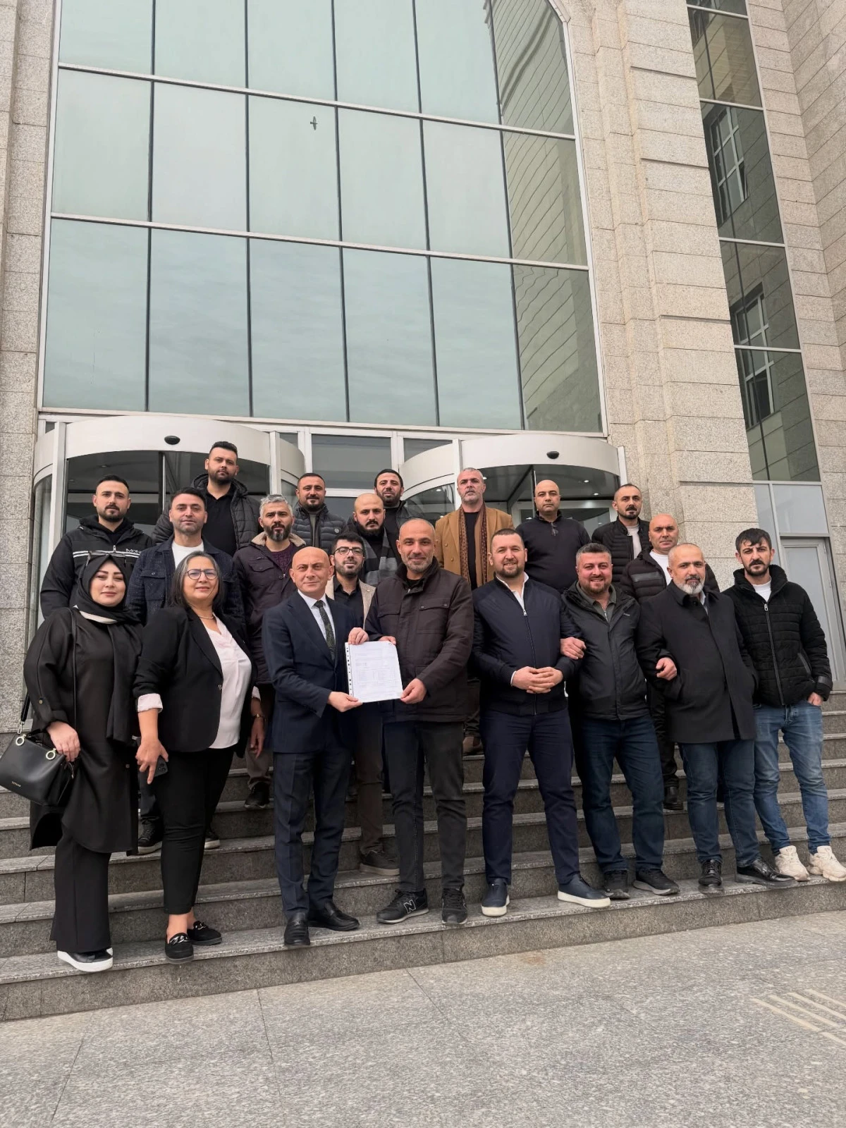 DEMİR&rsquo;DEN BİRLİK VE BERABERLİK MESAJI: &ldquo;ODAK NOKTAMIZ ESNAFIN SORUNLARI&rdquo;