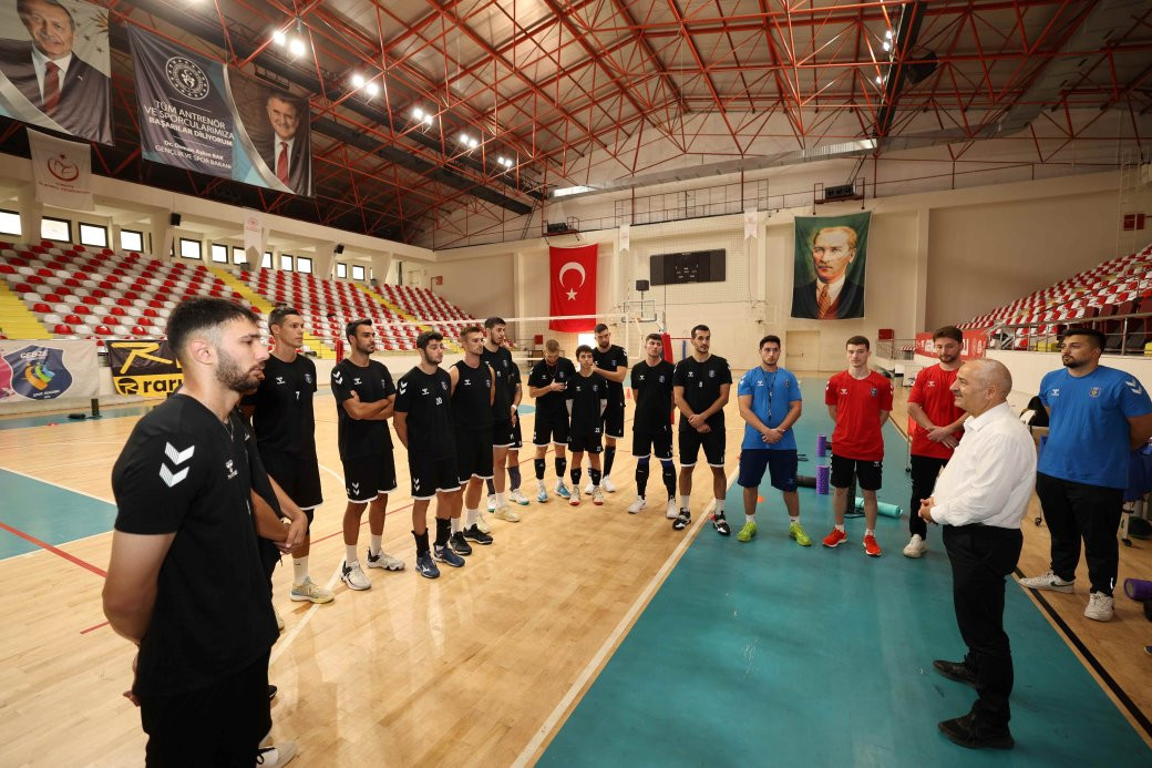 Gebze Belediye Voleybol Takımı  Hazırlık Turnuvasına Çıkacak