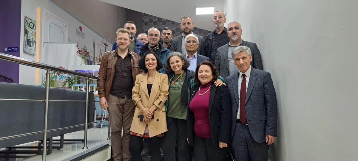 GEBZE BİLKAR TİYATRO SEZONUNU &ldquo;M&Uuml;ZEYYEN&rdquo; İLE A&Ccedil;TI