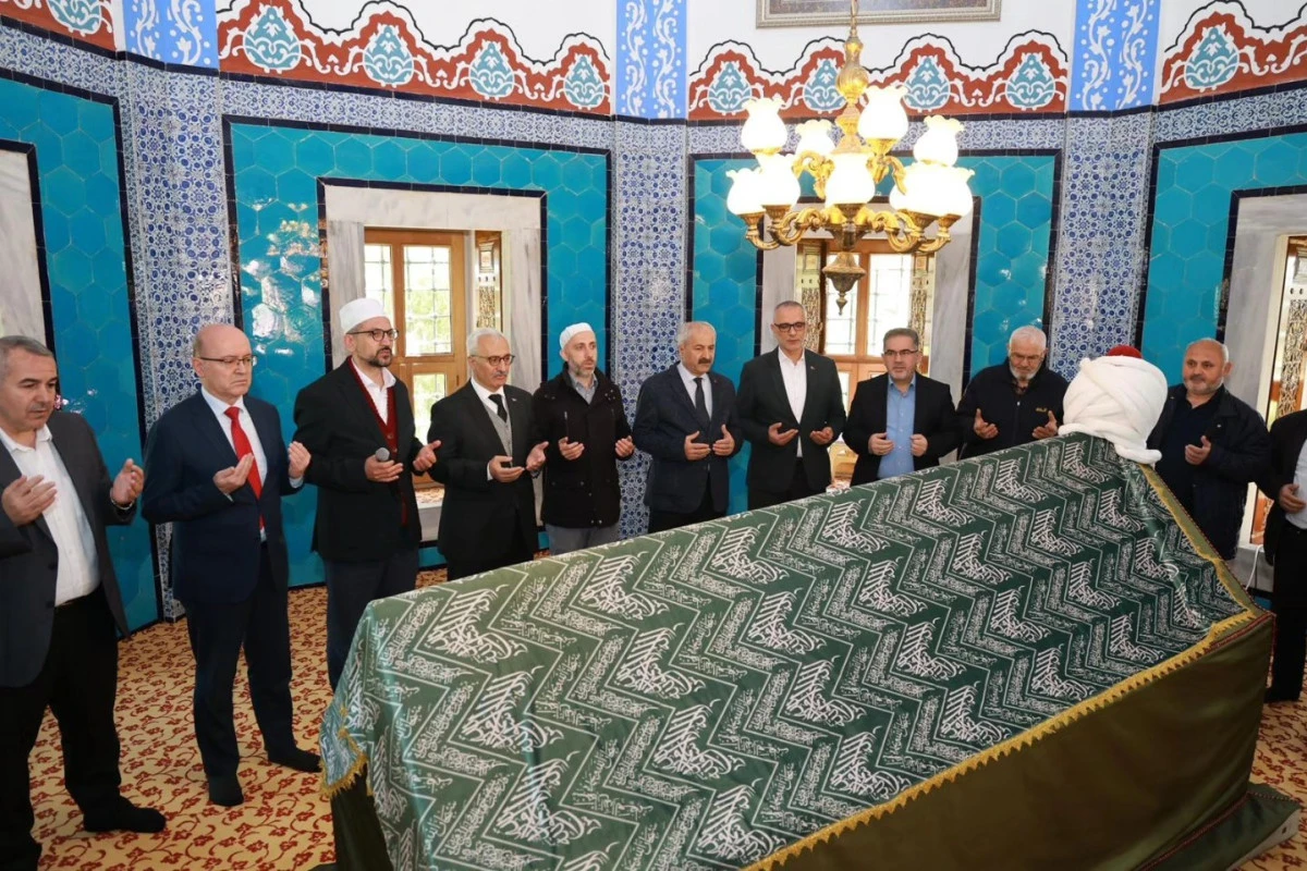 Gebze&rsquo;nin Banisi &Ccedil;oban Mustafa Paşa Dualarla Anıldı: Vefatının 497. Yılı