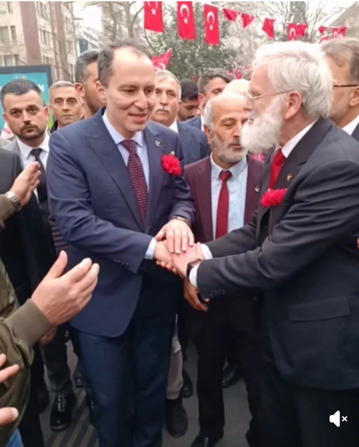 Milli G&ouml;r&uuml;ş&rsquo;&uuml;n Duayen İsmi Emin G&uuml;rcan Hastanede