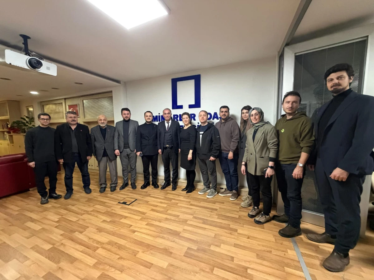 Saadet Partisi&rsquo;nden Mimarlar Odası&rsquo;na Ziyaret: &ldquo;Gebze&rsquo;nin Geleceğini Ortak Akılla İnşa Etmeliyiz&rdquo;