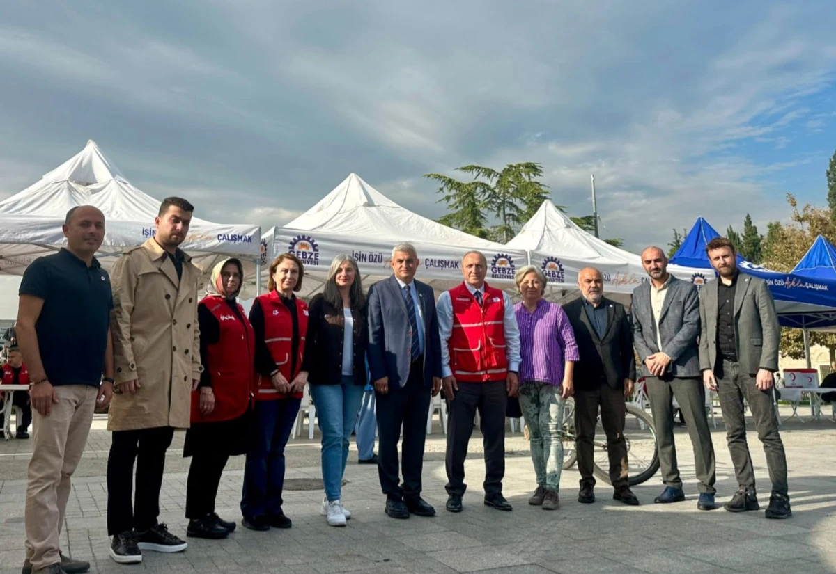YENİ PARTİ GEBZE TEŞKİLATINDAN KAN BAĞIŞI SEFERBERLİĞİ: &ldquo;BİR &Uuml;NİTE KAN, &Uuml;&Ccedil; CANA UMUT&rdquo;