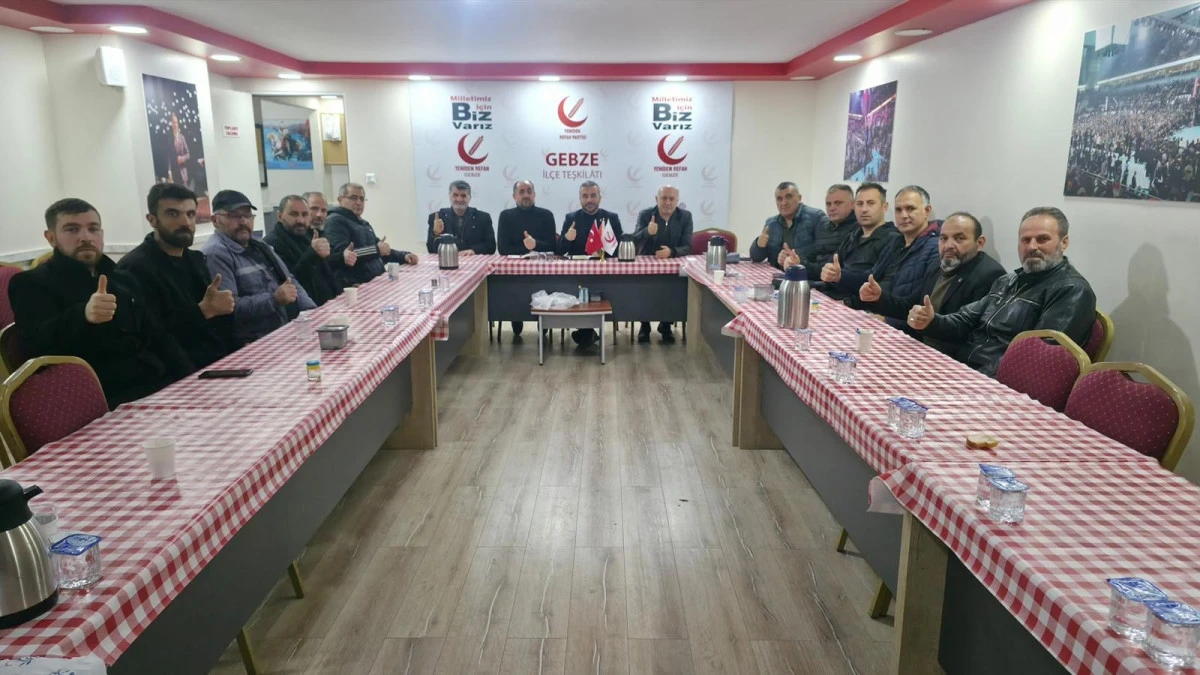 Yeniden Refah Gebze Teşkilatı Sahaya İniyor: Mahalle Başkanlarıyla Kritik Toplantı