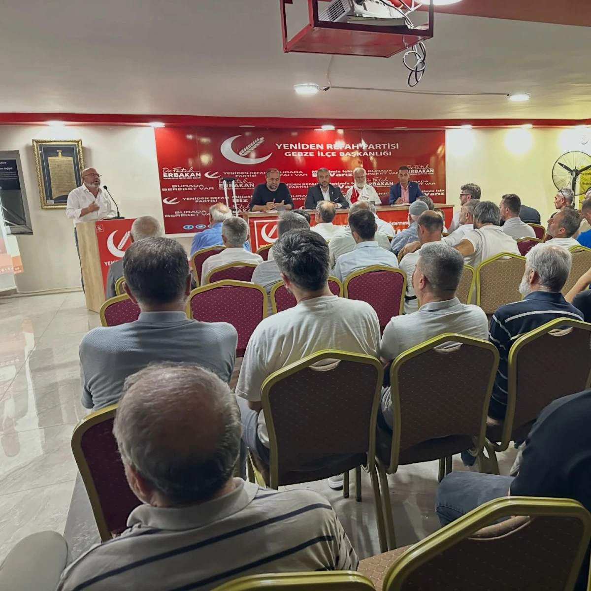 Yeniden Refah Gebze&rsquo;den G&ouml;vde G&ouml;sterisi: Temmuz Ayı İl&ccedil;e Divanı Ger&ccedil;ekleştirildi